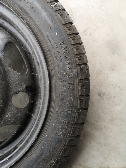 Jante com pneu xxxxxx