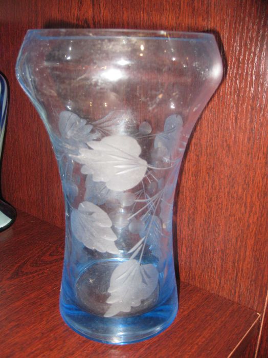 Ваза для цветов.Стекло.