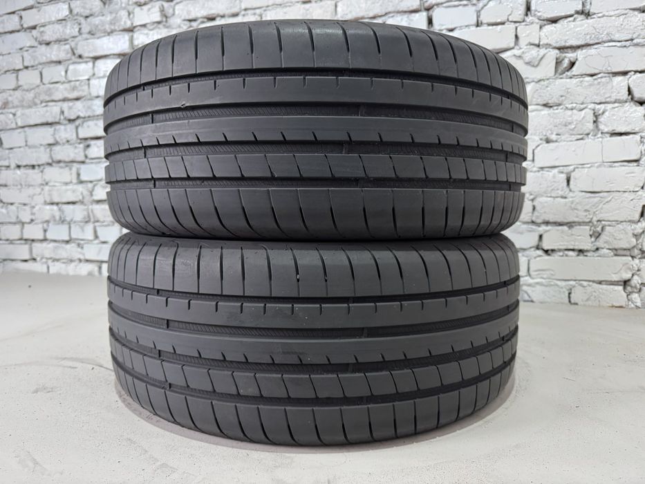Літні шини Goodyear 245/45 R18