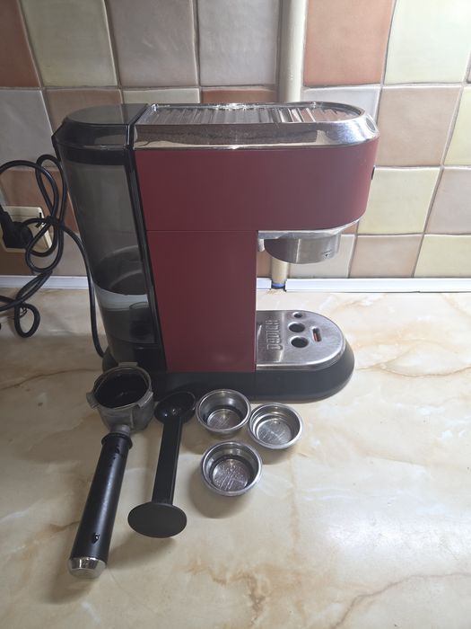 Ріжкова кавоварка delonghi ec685