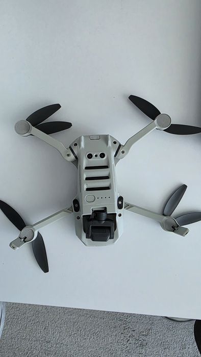 Дрон квадрокоптер DJI mini 2