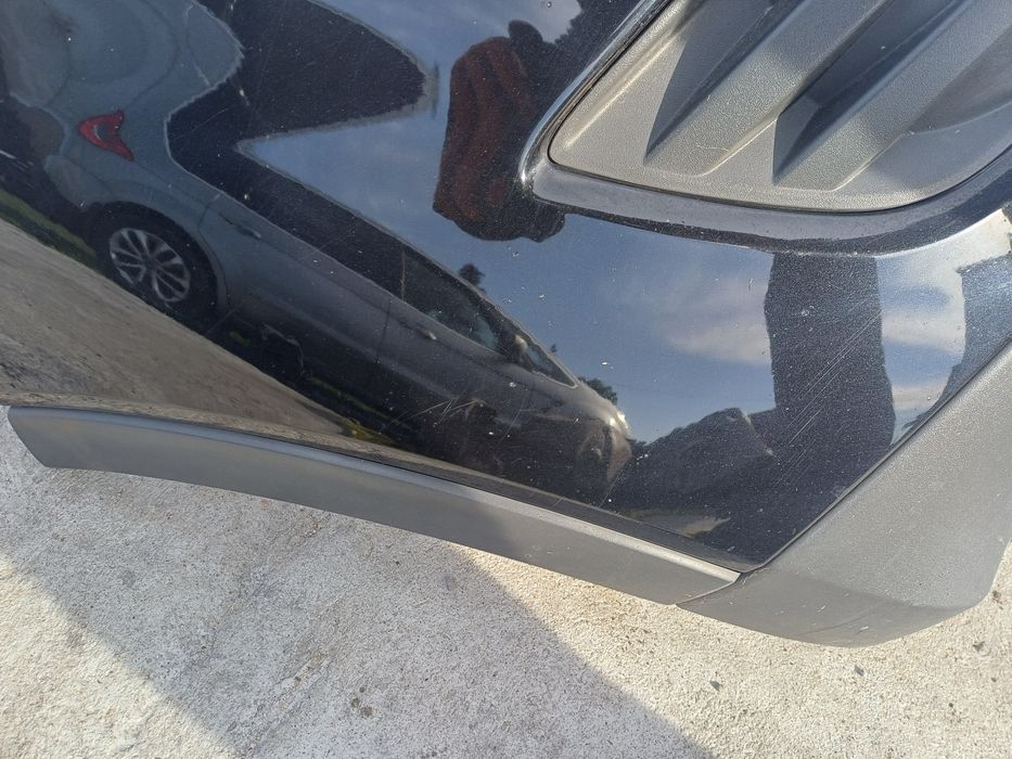 Zderzak przedni Ford Kuga Mk 1 kolor F8-czarny