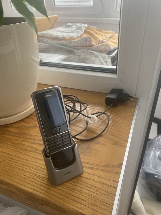 nokia 8800 arte carbon - купити мобільні телефони та смартфони