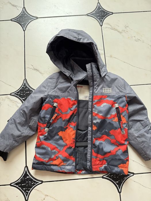 Курточка зимова lego wear 104-110