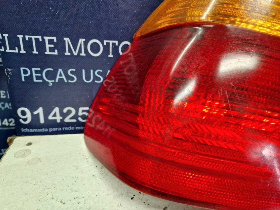 Farolins usados BMW SERIE 3 E46 SEDAN FASE 1 esquerdo direito