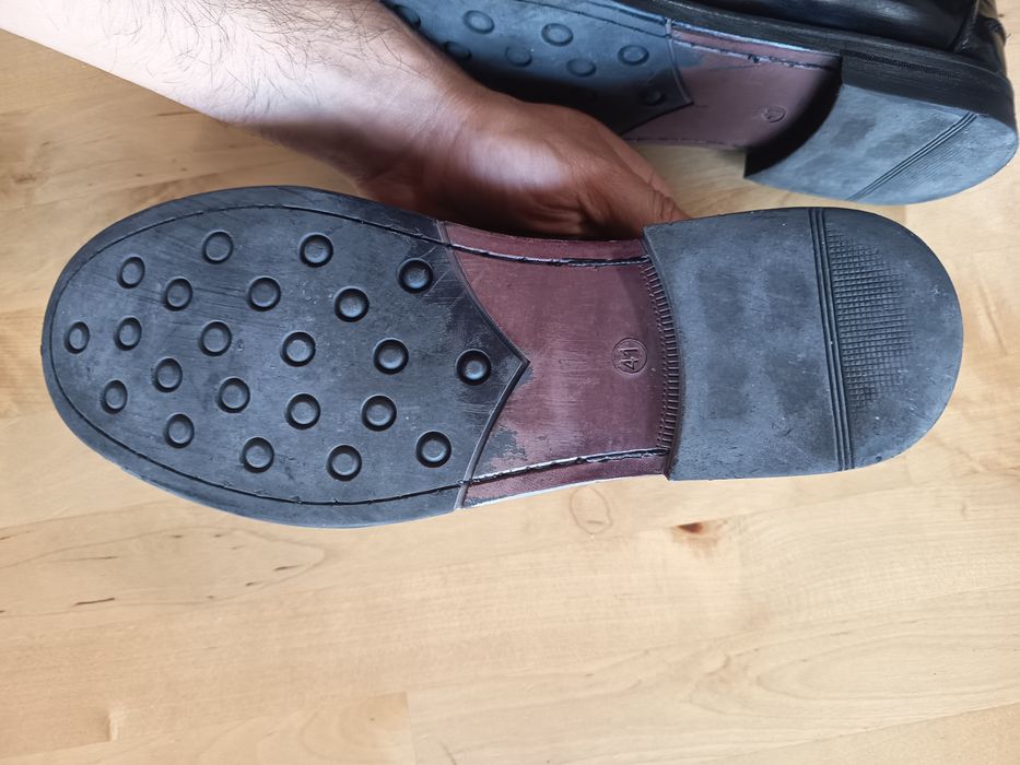 Sapatos de pele. Carlo DC Ponty