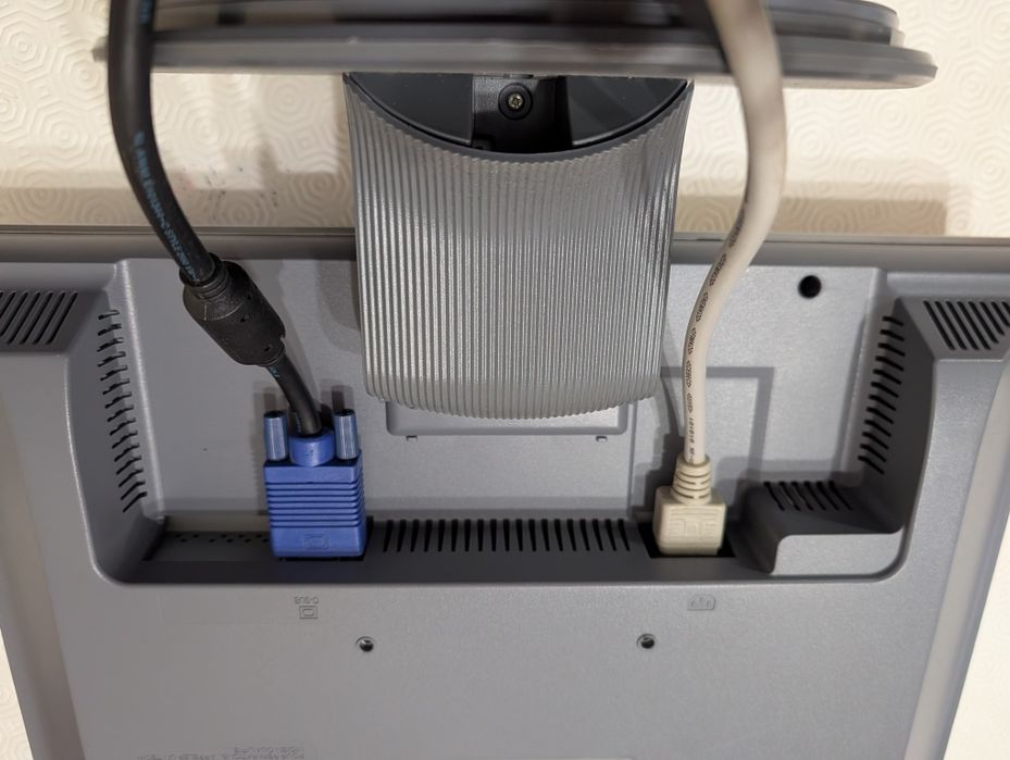 Monitor LG Flatron 19 polegadas