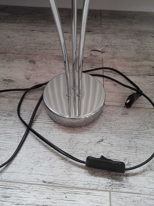 Nowa ozdobna lampa chromowana, piękne kule!