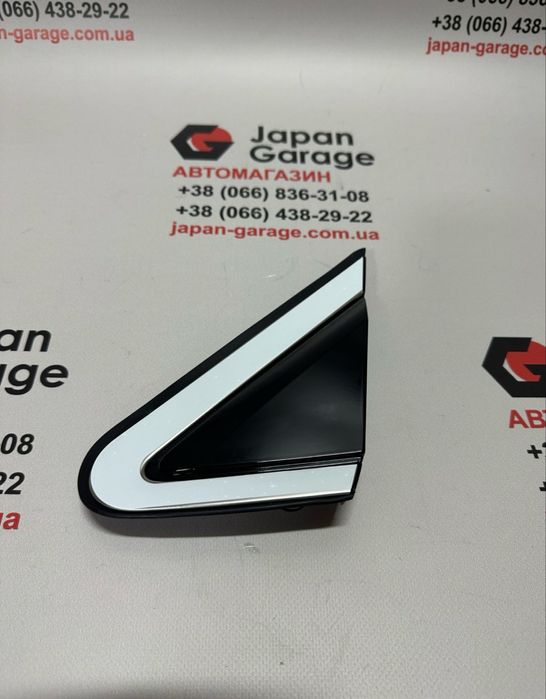 Накладка на крило трикутник (уголок) Nissan Murano Z52