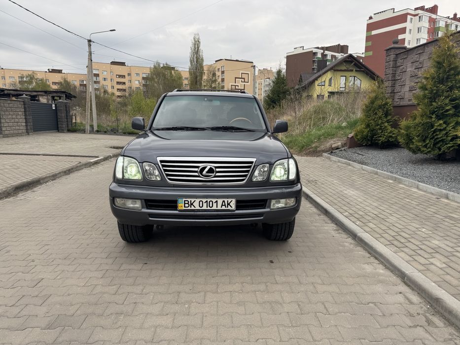 Lexus LX 470 toyota