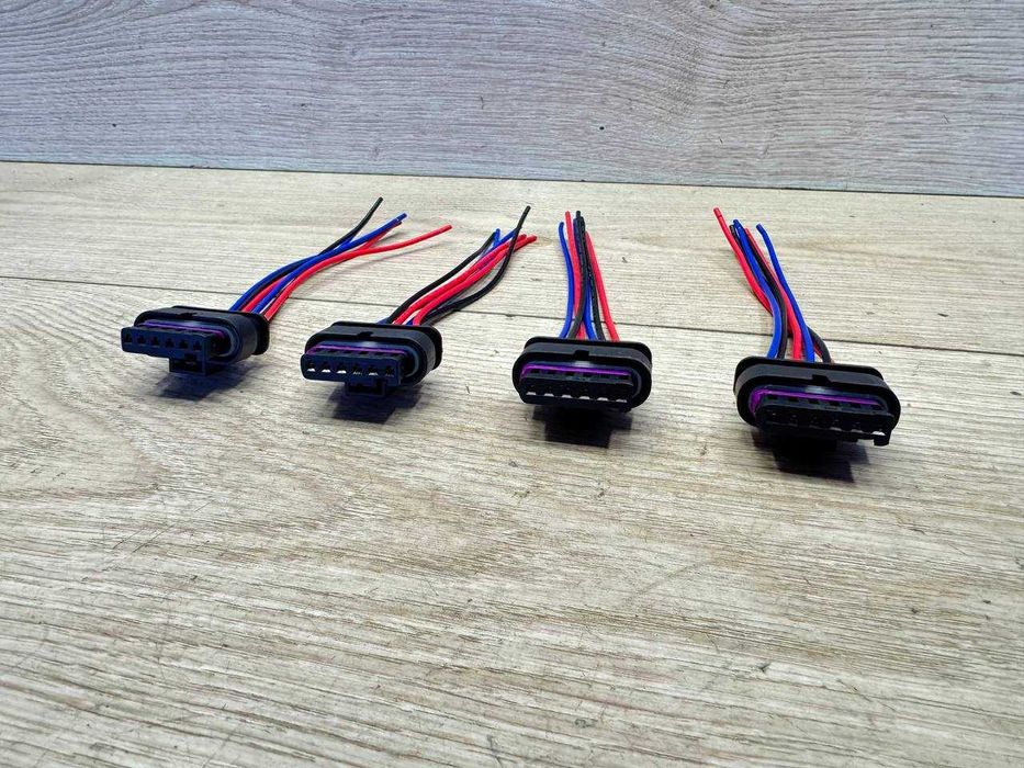 Фішка ліхтаря Разъем фонаря заднего Фонарь Фишка Фіат Fiat 500X Штекер