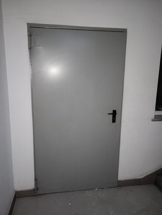 Drzwi przeciwpożarowe stalowe 90 cm w świetle

Drzwi przeciwpożarowe