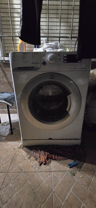 Máquina lavar loiça avariada