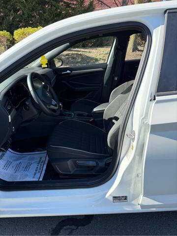 2024 Volkswagen Jetta Sport