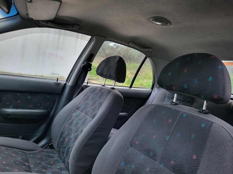 HYUNDAI Accent 1.3 Gasolina