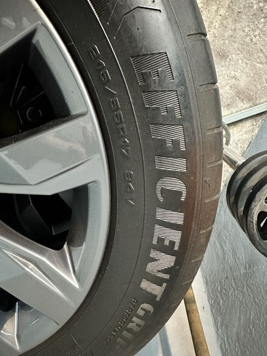 Opony Goodyear 215 55 R17