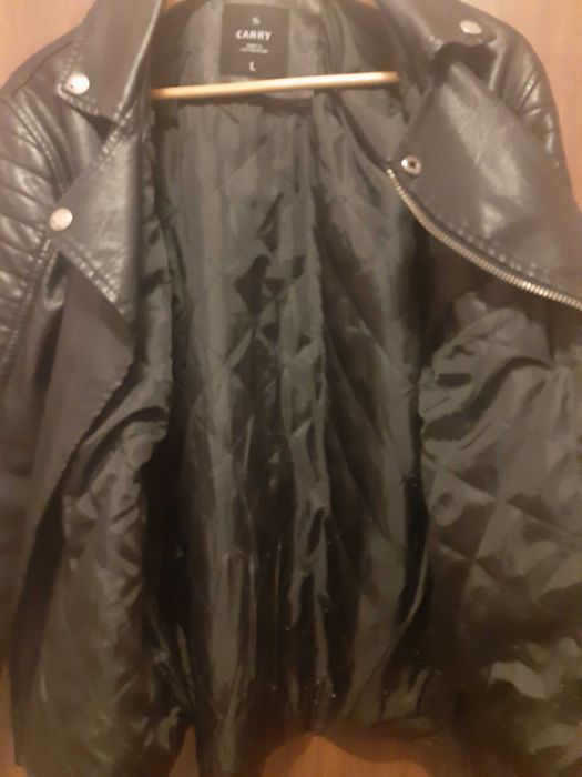 Kurtka - skóropodobna wzór motocyklowy