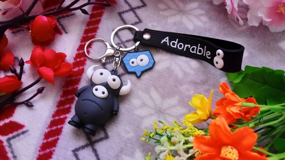 Brelok do kluczy, plecaka, totnistra, piórnika itp uchwyt do ręki