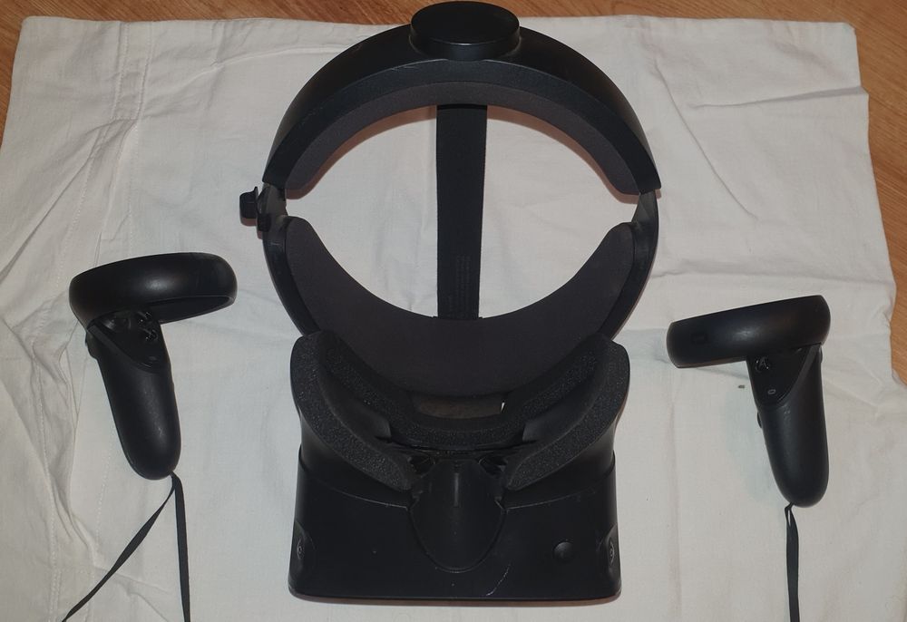 VR Oculus Rift S + pady / BEZ KABLA