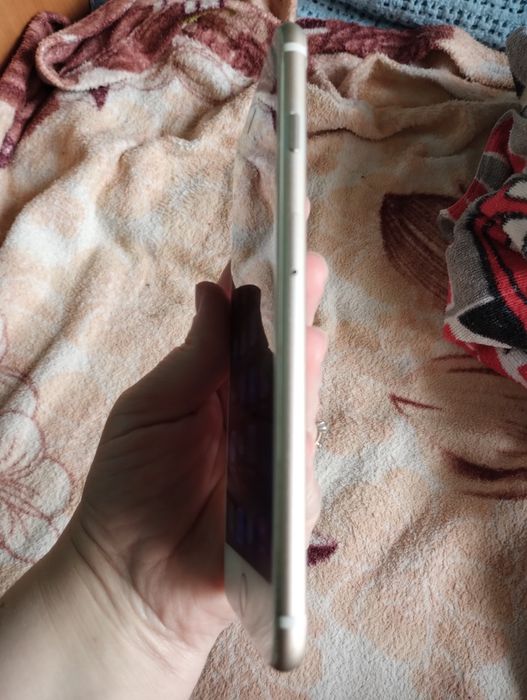 iPhone 7+  128 ГБ Без торга!
