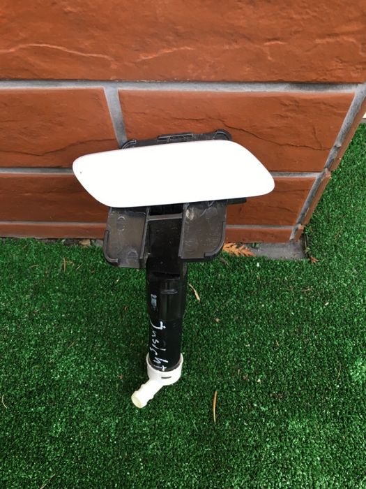 Honda Insight Spryskiwacz Prawy