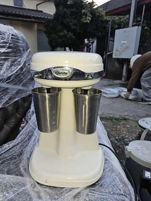 Двухпостовой миксер Bartcsher, шейкер молочных коктейлей двойной.