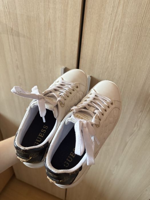 Кросівки guess, оригінал