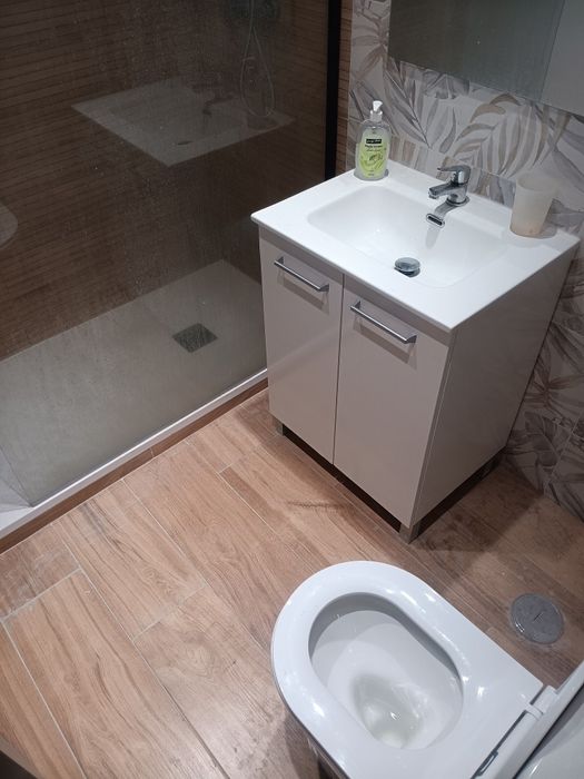 Arrenda se um quarto