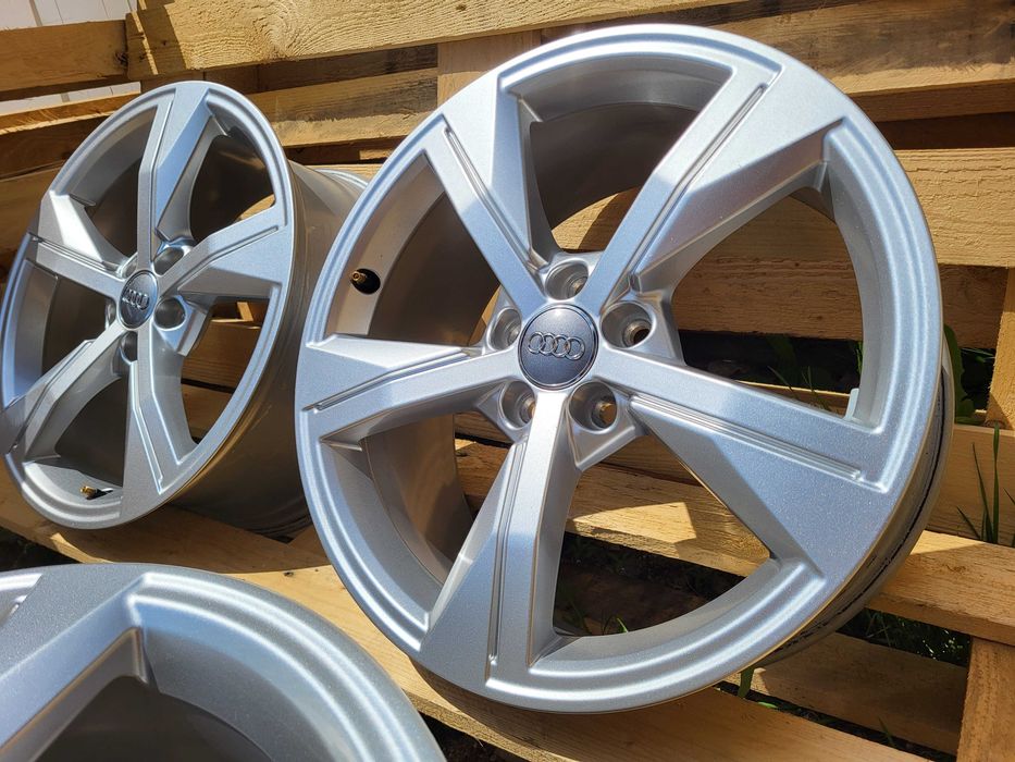 [982] Felgi aluminiowe 17 cali AUDI ORYGINALNE 5x100 A1 et46 7,5Jx17H2