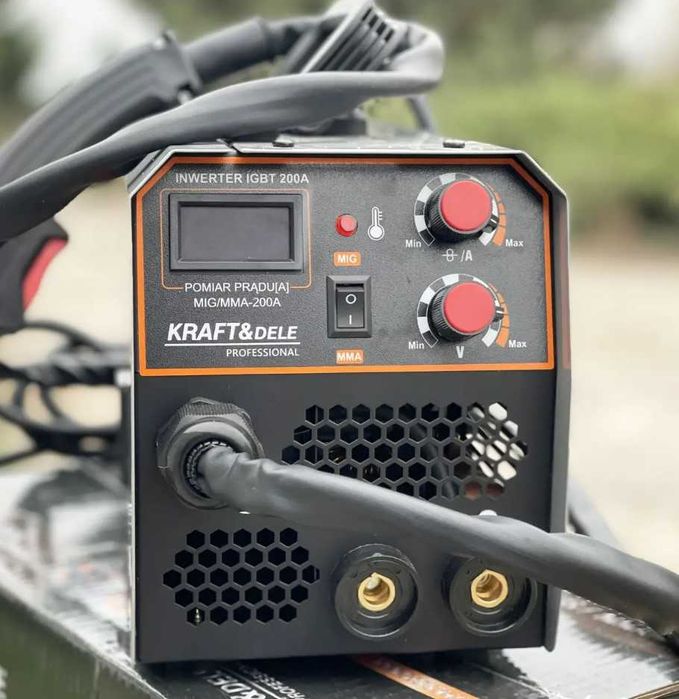 Зварювальний напівавтомат без газу 200A Kraft&Dele KD1872 Польща