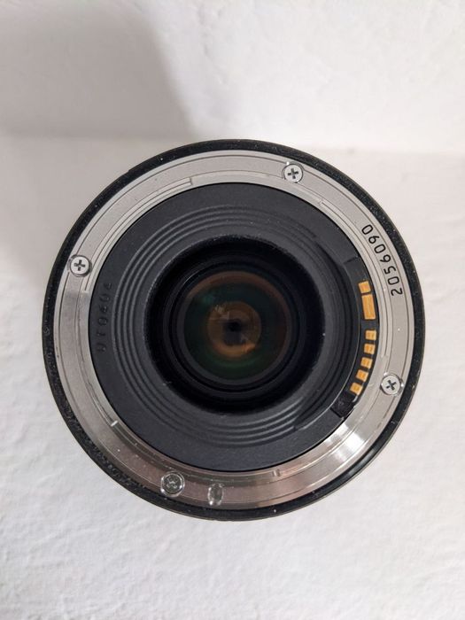 Об'єктив Canon EF 16-35mm f/2.8L II USM