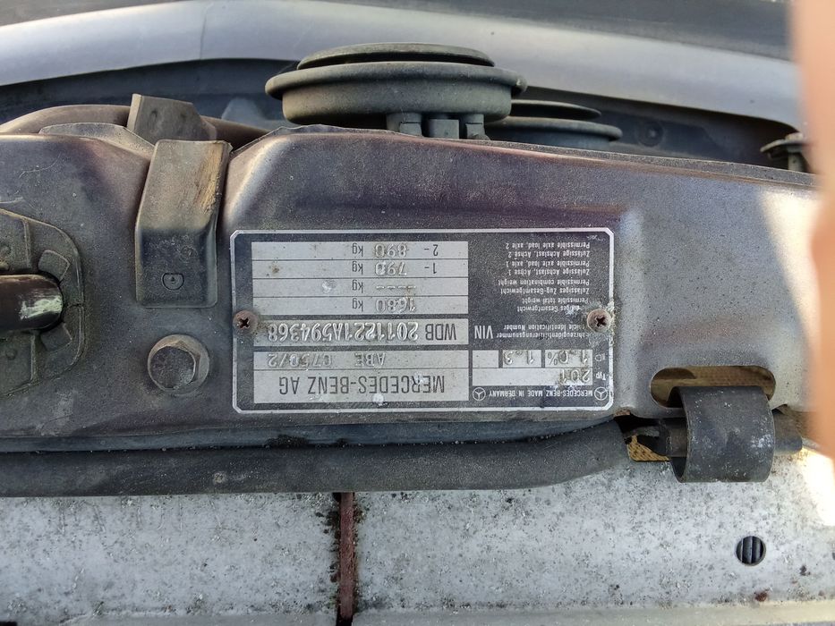 Mercedes 190 D (w201)- poucos kilometros