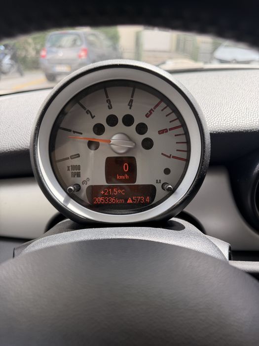 Mini Cooper D 1.6 Diesel – Económico
