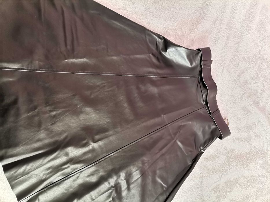 Спідниця шкіряна