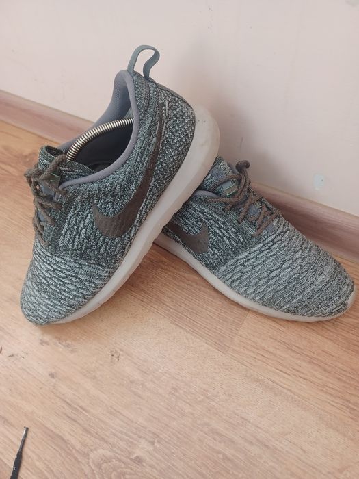 Оригінальні кросівки Nike