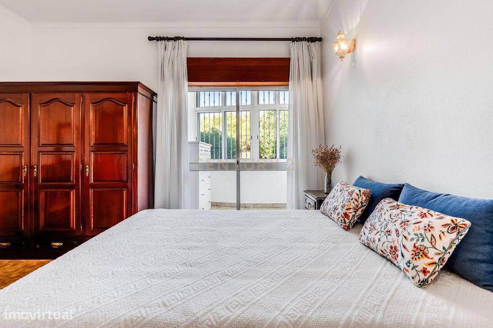 T1 em Montechoro, Albufeira, com 2 varandas fechadas – 70 m²