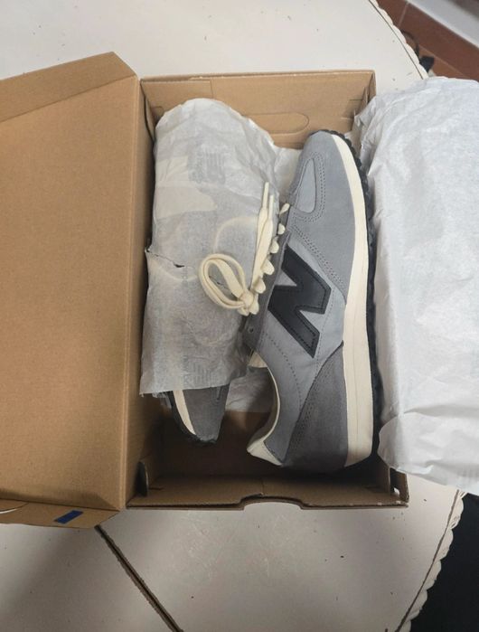 Vendo New Balance U471 AH