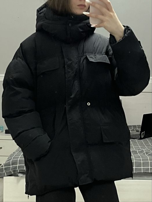 Зимова куртка в хорошому стані