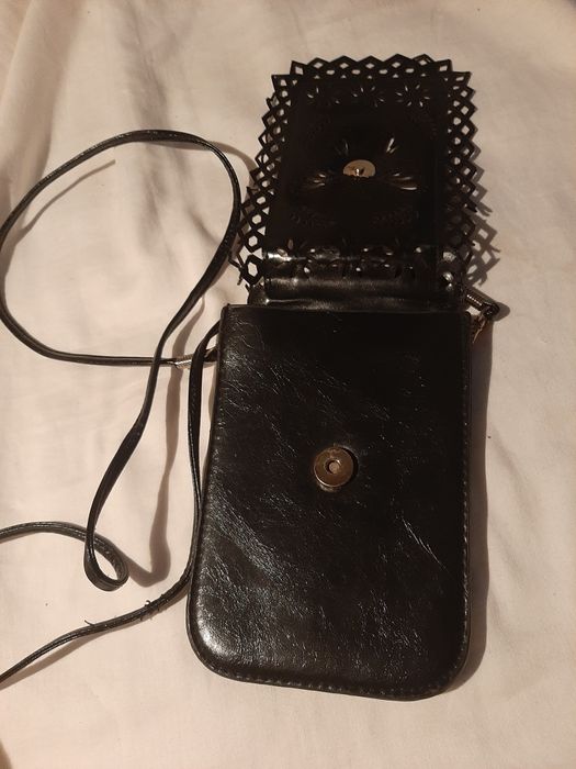 Torebka  czarna , Young , sakiewka skórzana