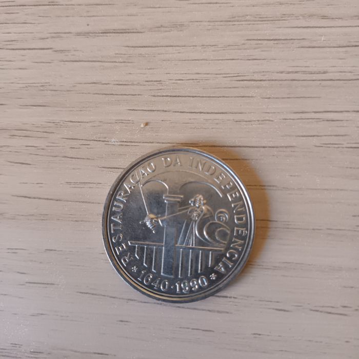Moeda Restauração da Independência  100 escudos