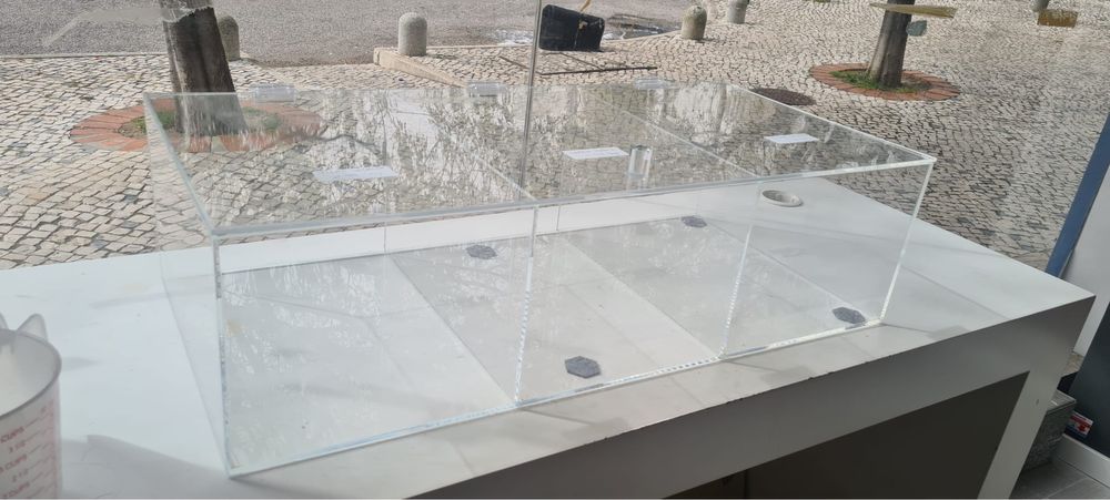 Expositor em acrilico para graos/cereais