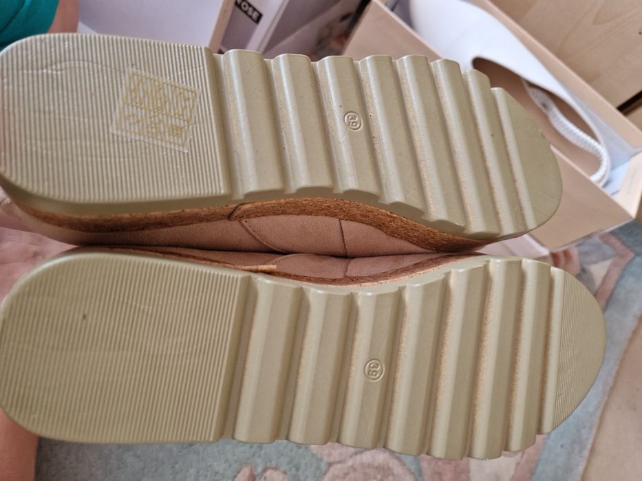 Nowe buty born2be