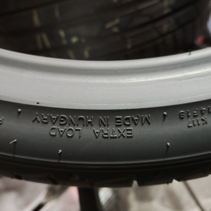 245/35/19 XL Sprzedam parę opon letnich Hankook
