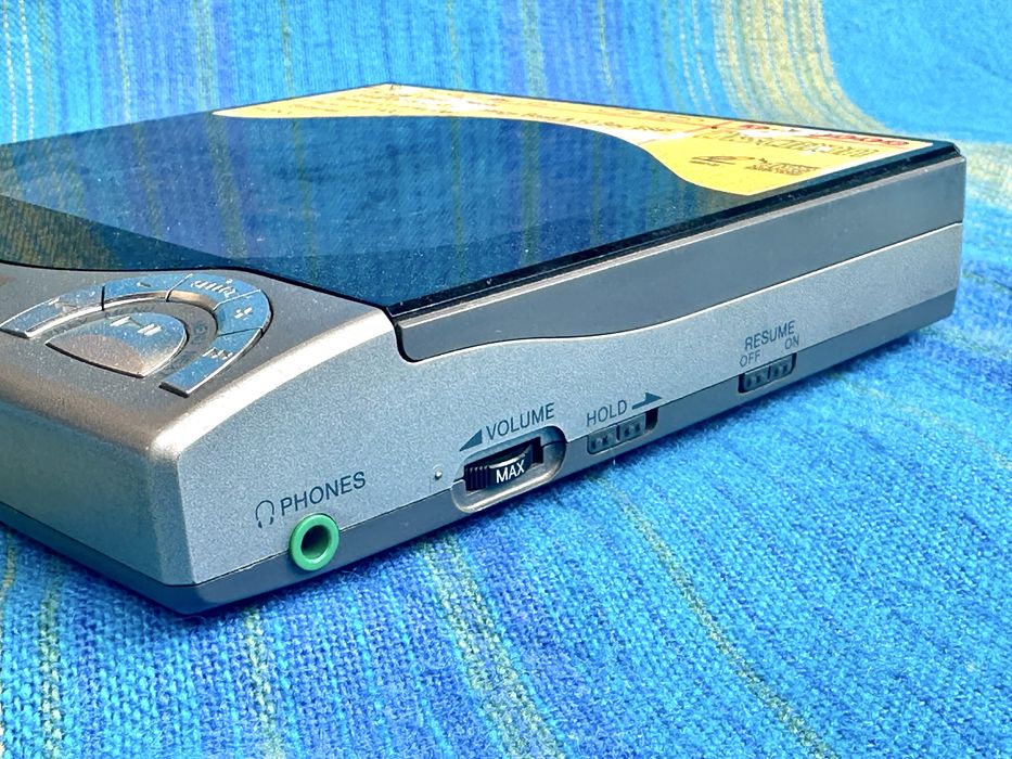 Sony D-V8000, CD player,