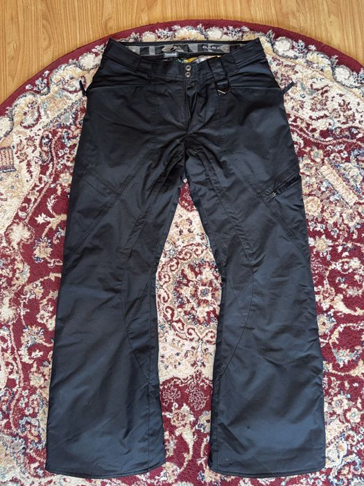 Oakley Gor crop