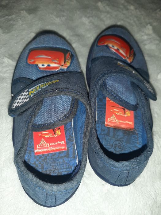 Buty auta rozmiar 24