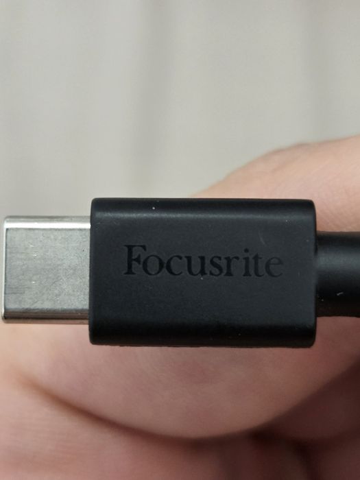 Stan igła! Focusrite 2i2 4th gen