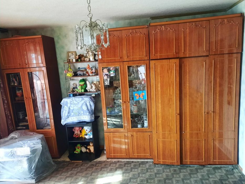 Продам стенку у вітальню