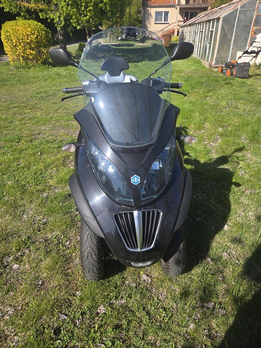 Skuter Piaggio MP3 400