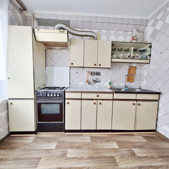 Сдам 2-ком. квартиру по Автозаводской.